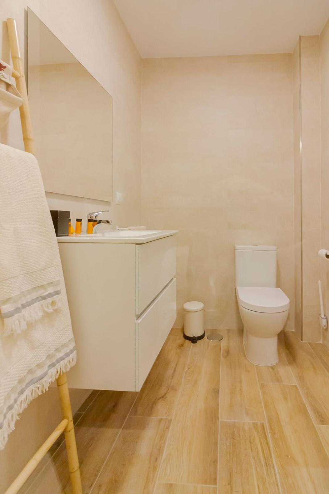 Nordik Apartments Urban - Centro "Reikiavik" مالقة المظهر الخارجي الصورة